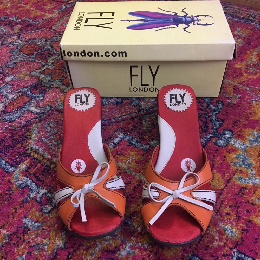 Cute kitten heeled sandals from Fly London